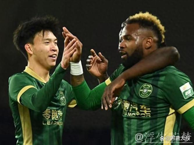 布彭扎梅开二度助攻建功 浙江队大胜深圳新鹏城