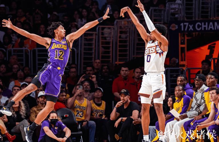 浓眉35分詹皇21+8 湖人上演22分惊天逆转击败太阳