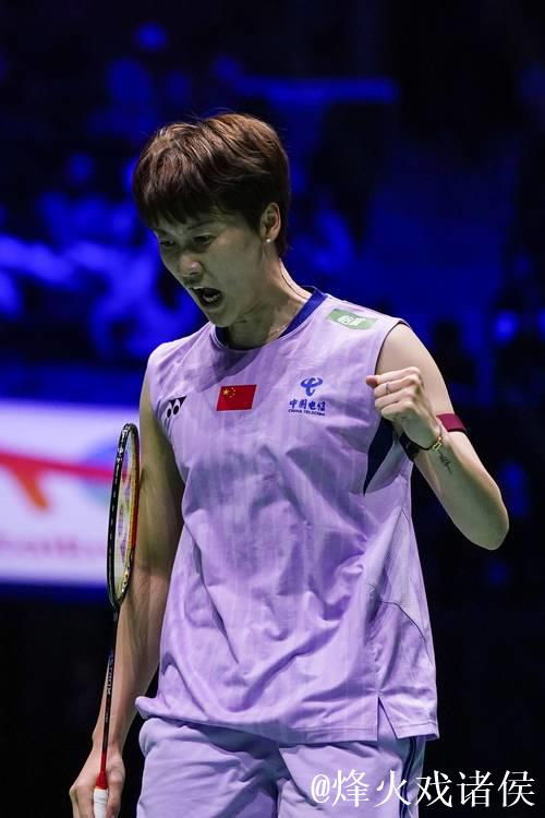 陈雨菲2-0横扫晋级 闯入羽毛球世锦赛女单8强 陈雨菲2-0横扫晋级 闯入羽毛球世锦赛女单8强
